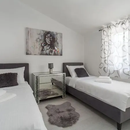 Villa Grey Fuskulin Comfortable Porec